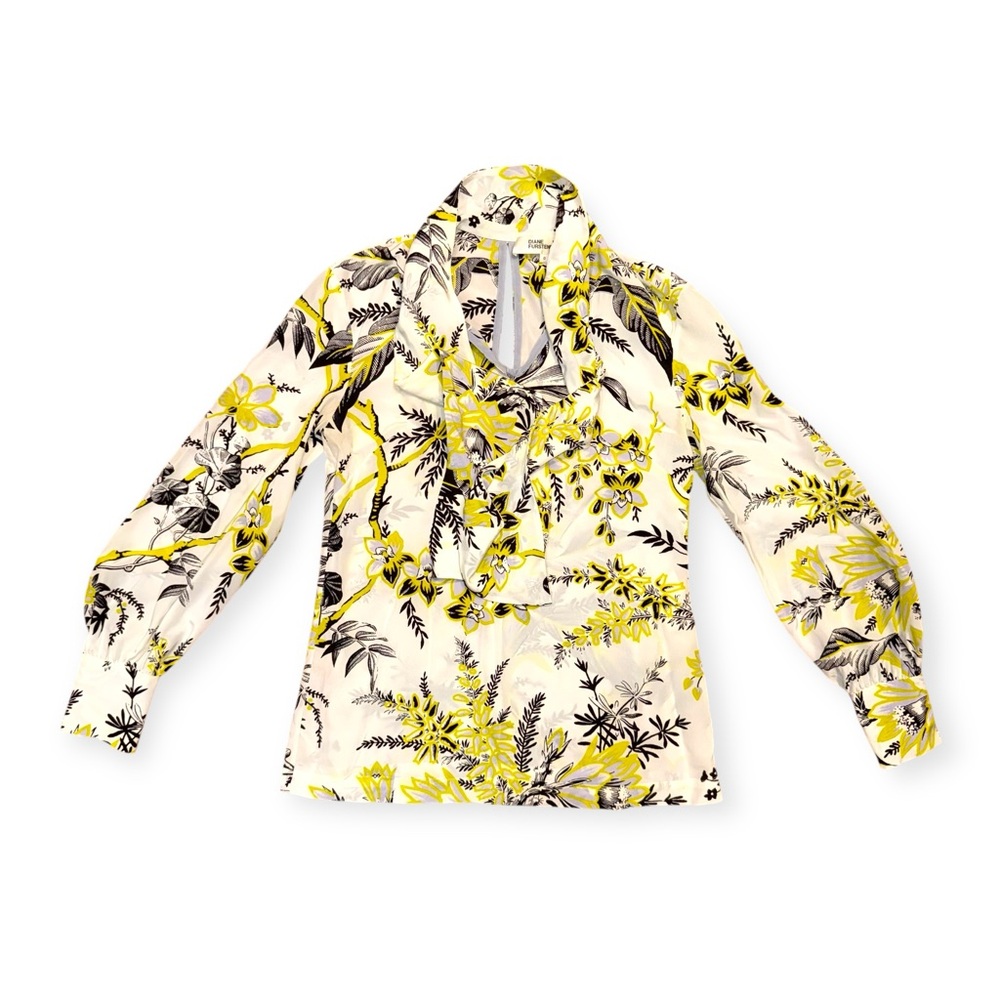 Diane Von Furstenburg Floral Silk Blouse with Scarf Size 0